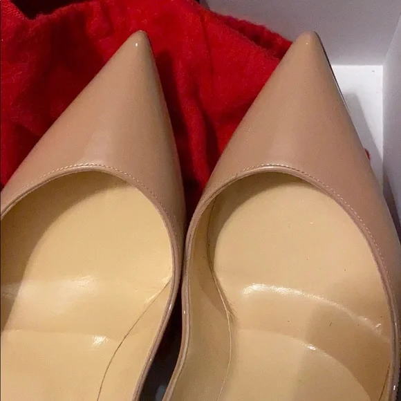 Authentic Louboutin !Pigalle Follies Patent Nude! - Picture 5 of 5